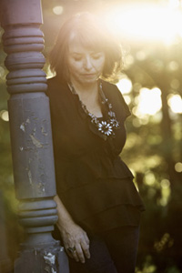 Lynn Miles
